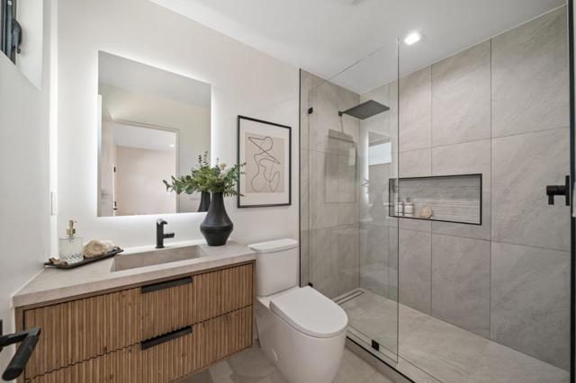 510 Darrell Road, Hillsborough CA: https://media.crmls.org/mediaz/488f9e09-59ef-4103-a6a7-775b9f42dcf2.jpg