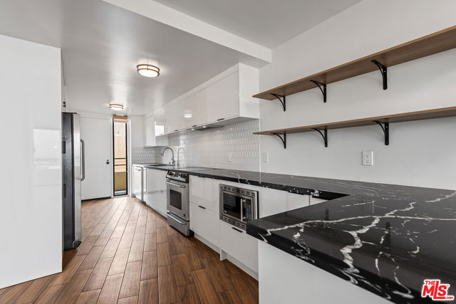 4337 Marina City Drive, PH42 photo 14
