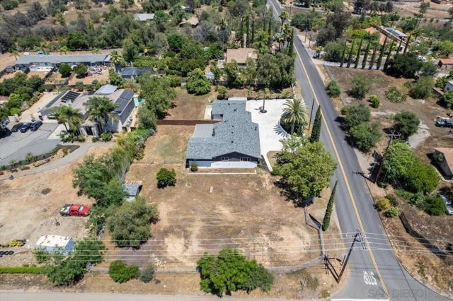 30118 Miller Rd., Valley Center CA: https://media.crmls.org/mediaz/4890a13d-4abc-421d-9670-9dee8bd40b42.jpg