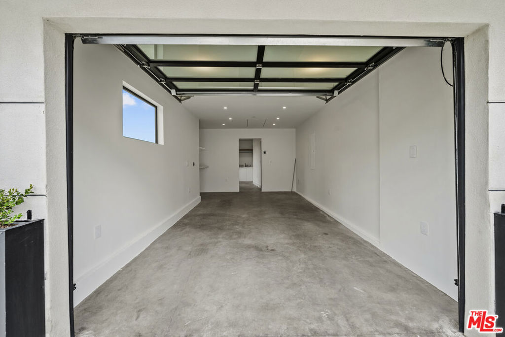 MLS #26856391 image #43
