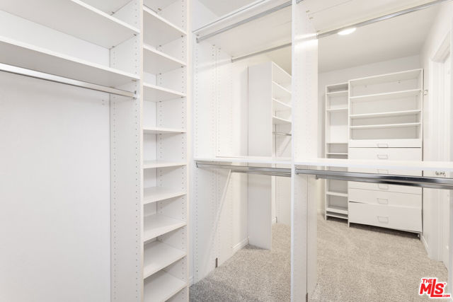 27350 Landon Place, Valencia CA: https://media.crmls.org/mediaz/48910724-e0f2-4bbc-b765-f2ff7d916427.jpg