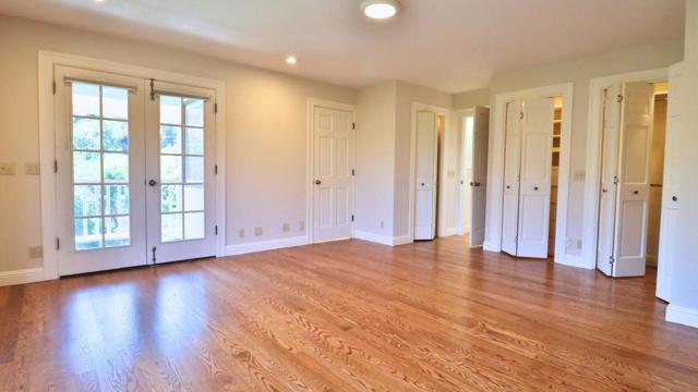 200 Iris Way, Palo Alto CA: https://media.crmls.org/mediaz/48910e7f-9f2d-41b1-9347-dc4d975c30fc.jpg