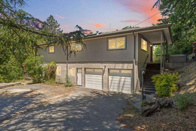 24895 Skyland Road, Los Gatos CA: https://media.crmls.org/mediaz/4892f514-f715-4ae8-853b-e9f439634be4.jpg