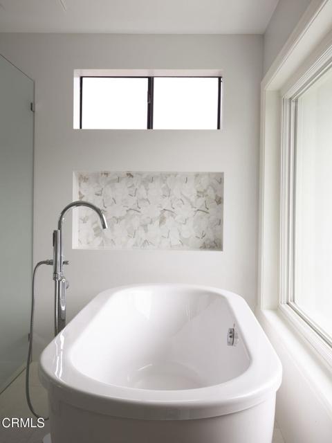 Detail Gallery Image 23 of 49 For 8 Burrell Ln, Rancho Palos Verdes,  CA 90275 - 4 Beds | 2/1 Baths