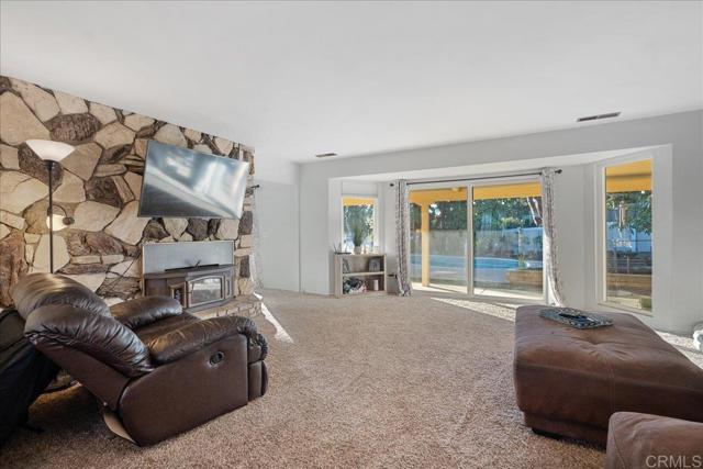 Detail Gallery Image 3 of 23 For 2894 Scenic View Rd, Alpine,  CA 91901 - 3 Beds | 3 Baths