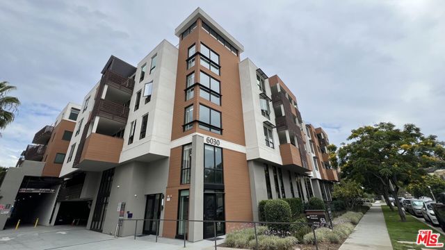 6030 Seabluff Dr #309, Los Angeles, CA 90094