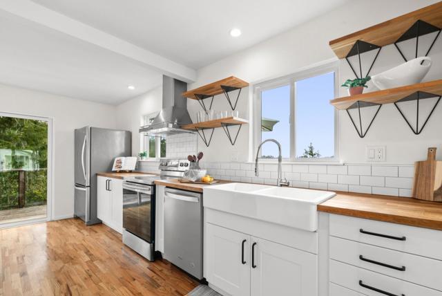 360 Tabor Drive, Scotts Valley CA: https://media.crmls.org/mediaz/489466b3-8e8b-4796-9cf8-8fc088aeb0ad.jpg