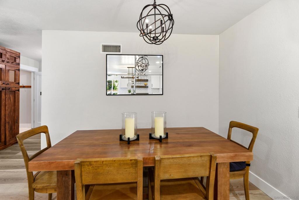 11366 Camarosa Circle - photo 12