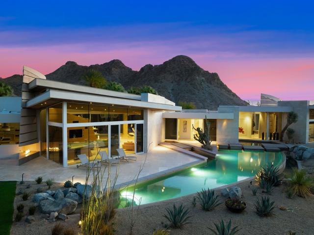 79095 Tom Fazio N Lane, La Quinta CA: https://media.crmls.org/mediaz/48957aca-fe2b-4331-a24f-be19c0cc3648.jpg