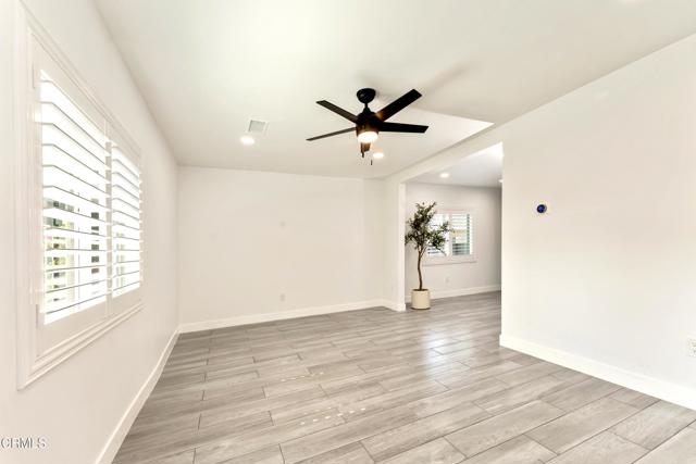 1121 La Puerta Street, Los Angeles CA: https://media.crmls.org/mediaz/48957cc4-5192-48b1-a72c-ca62db2b138b.jpg