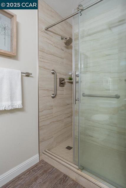 1115 Oakmont Dr, Walnut Creek CA: https://media.crmls.org/mediaz/48965e74-8366-431a-be9f-68e6a35b9cf9.jpg