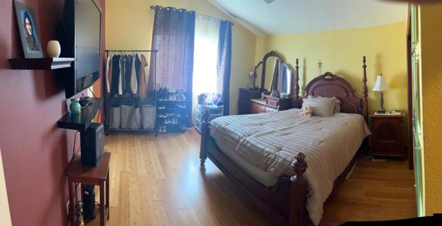 2260 Ventana Court, Hollister CA: https://media.crmls.org/mediaz/4896cfd5-5670-42d8-96a3-39c10a121a90.jpg