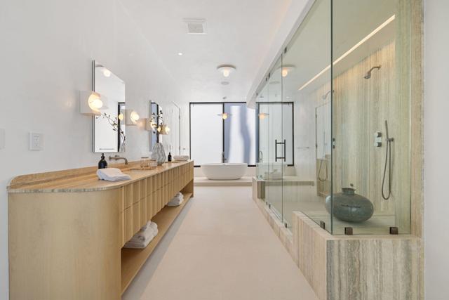 71000 Tamarisk Lane, Rancho Mirage CA: https://media.crmls.org/mediaz/4896d79b-fbbe-4956-a5f3-9e813f59ebf2.jpg