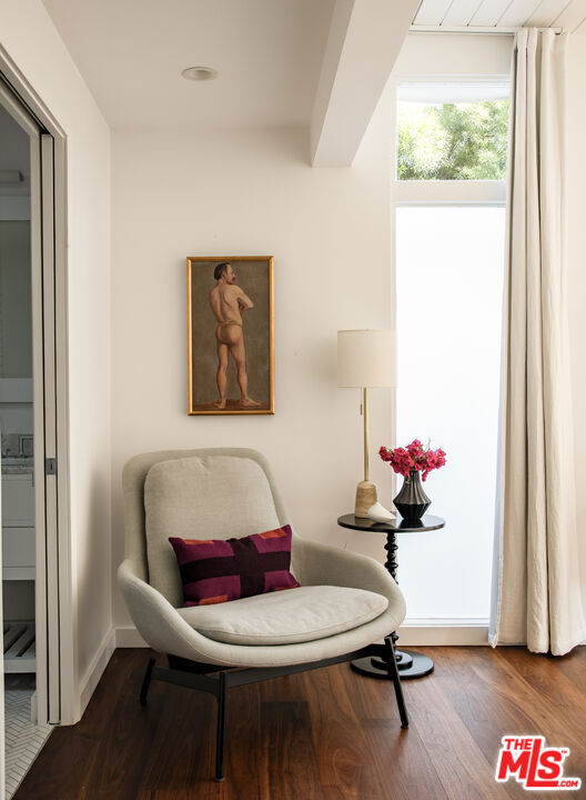 2544 Greenvalley Road, Los Angeles CA: https://media.crmls.org/mediaz/4897c923-6abf-4a11-9c83-4285e38bbe79.jpg