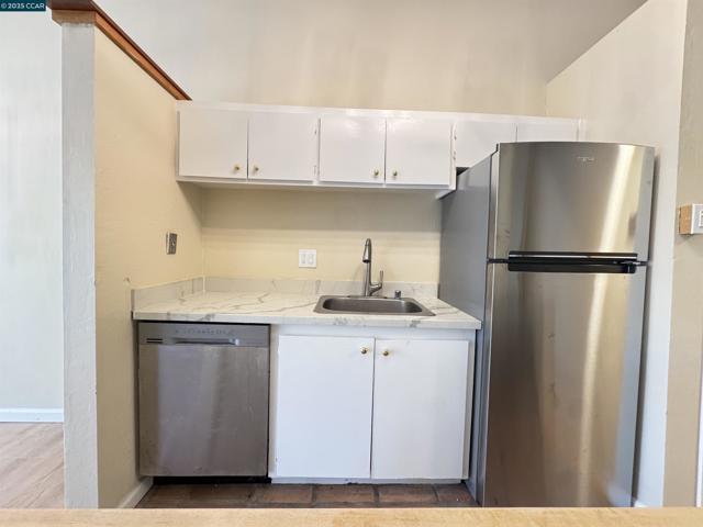 2059 Ascot Dr., Moraga CA: https://media.crmls.org/mediaz/4897d145-771f-4d7b-b4c2-44a519b23d76.jpg