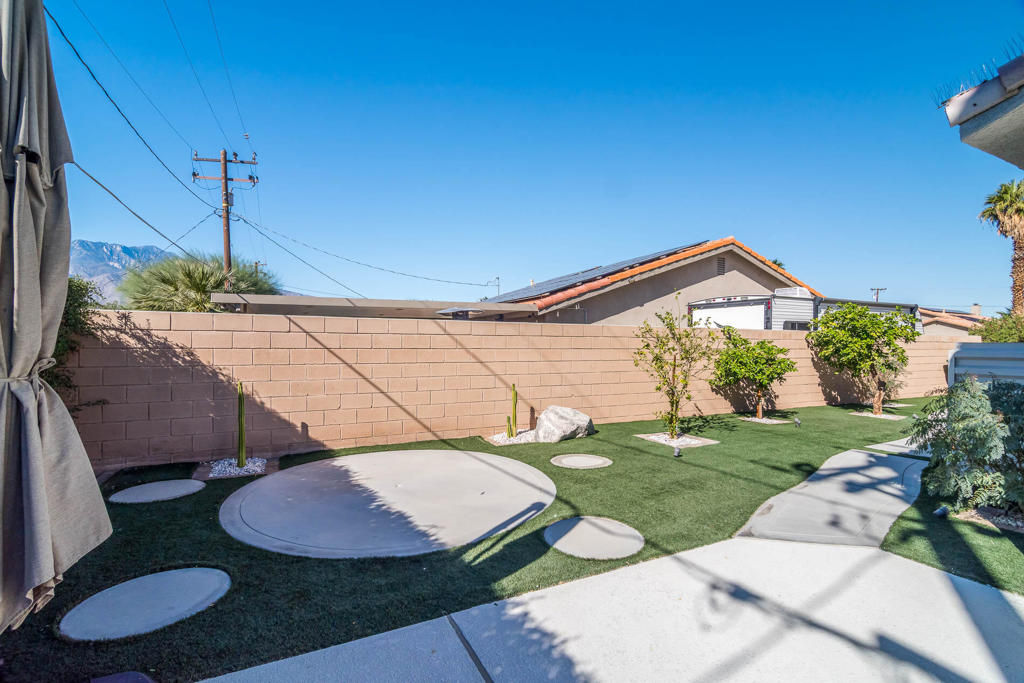 MLS #219138201DA image #12