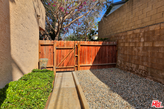 2616 VOORHEES Avenue, Redondo Beach, California 90278, 2 Bedrooms Bedrooms, ,1 BathroomBathrooms,Residential,Sold,VOORHEES,17267962