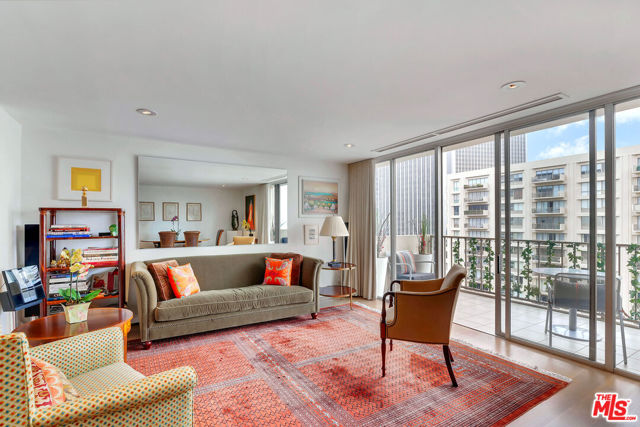 2170 Century Park East, Los Angeles CA: https://media.crmls.org/mediaz/48998ee0-0ae8-4e7d-9a03-3d77365df4ee.jpg