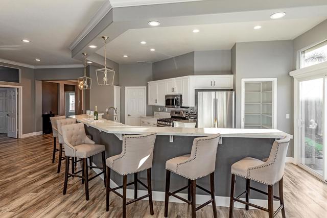 4101 Beacon Place, Discovery Bay CA: https://media.crmls.org/mediaz/4899d73d-444e-44cc-939e-cdf1a0c5edd8.jpg