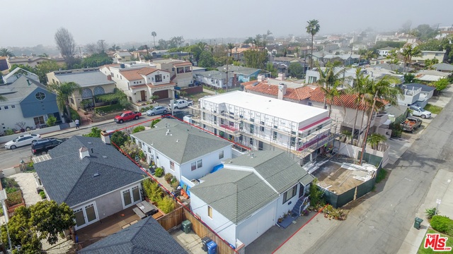 1430 BONNIE BRAE Street, Hermosa Beach, California 90254, ,Residential Income,Sold,BONNIE BRAE,17213058
