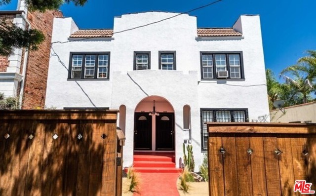 764 N Van Ness Avenue Los Angeles, California Location, location, location. Next to Paramount Pictures, close to Larchmont Village, shops, restaurants. Spacious 2 Bedroom and 1 bath unit in downstairs. Washer & Dryer, Dish Washer, Refrigerator, Microwave Oven, Ceiling Fans in Living room and Bedrooms. 1 car garage and possibly 1 more small car can be parked in front of the garage. Ready to move in. Owner pays water.