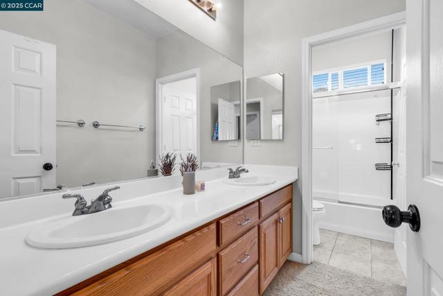 1731 Palmer Dr, Concord CA: https://media.crmls.org/mediaz/489af204-db65-4611-b4a0-b2e19b21b231.jpg