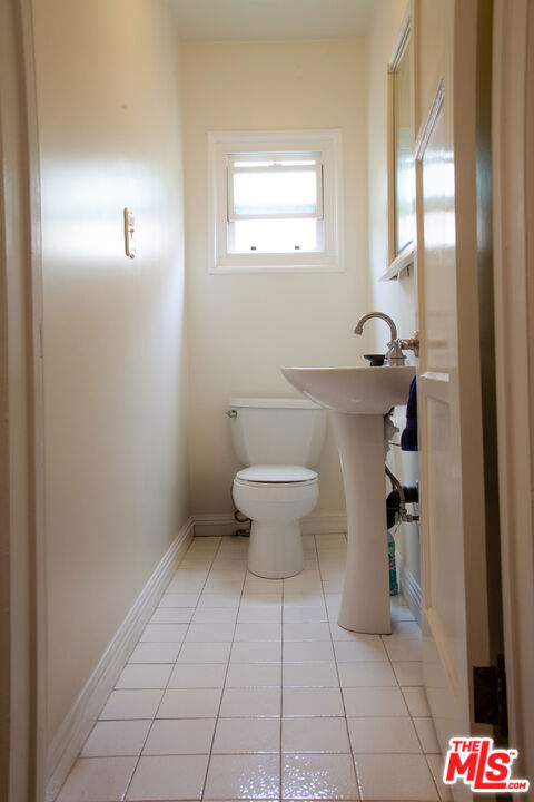 12455 Cumpston Street, Valley Village CA: https://media.crmls.org/mediaz/489b8589-7da4-4d95-a11d-0a2acfe0525f.jpg