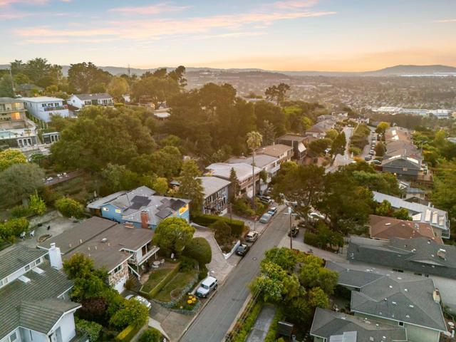 2310 Wooster Avenue, Belmont CA: https://media.crmls.org/mediaz/489b9bfd-4b45-4251-be9e-3ef5cedca348.jpg