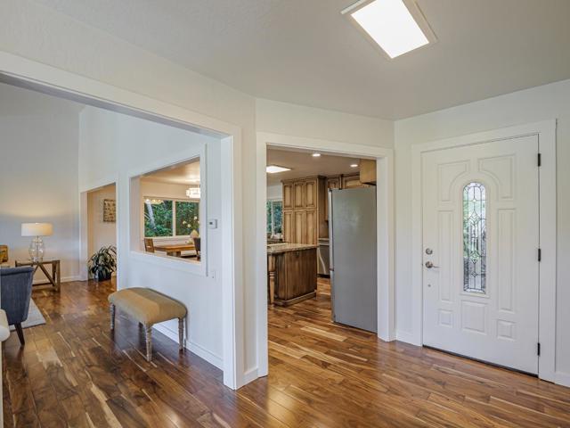 609 Encino Drive, Aptos CA: https://media.crmls.org/mediaz/489c2680-f255-46e0-8cdc-6bc0964414b8.jpg