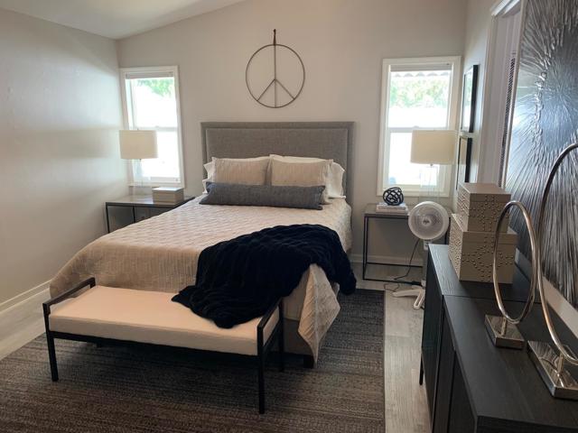 31 Paseo Laredo North, Cathedral City CA: https://media.crmls.org/mediaz/489c87ee-a76d-4a0a-8f2b-989f90c79bbd.jpg