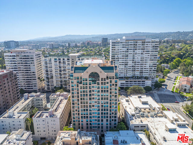 Image 2 for 10520 Wilshire Blvd #602, Los Angeles, CA 90024