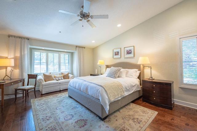 25547 Meadowview Circle,  CA: https://media.crmls.org/mediaz/489d106e-6527-404e-8c28-4633dd8442c1.jpg