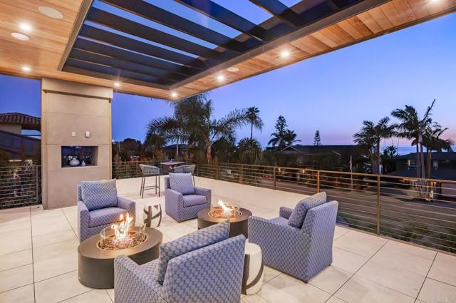 5170 Carlsbad Boulevard, Carlsbad CA: https://media.crmls.org/mediaz/489d4af9-0d85-48b8-8473-1069dc9bfc46.jpg