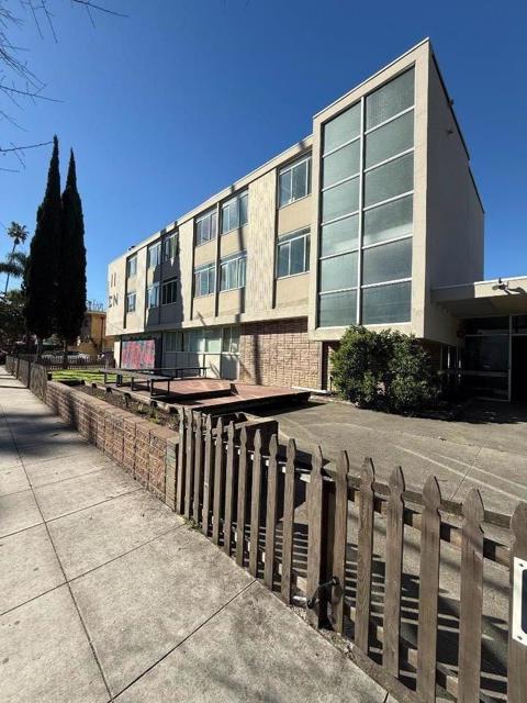 Image 8 of 65 For 155 11th Street