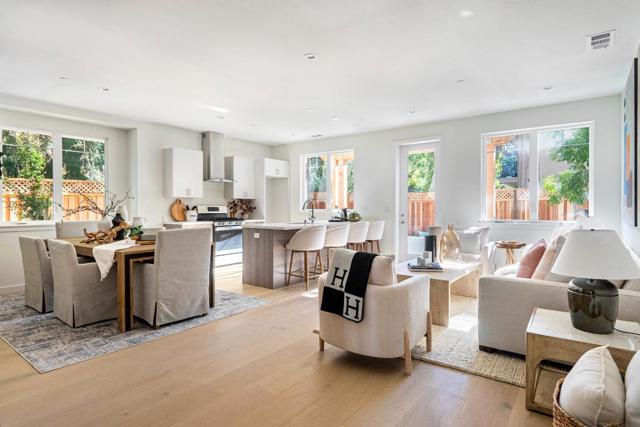 139 Flynn Avenue, Mountain View CA: https://media.crmls.org/mediaz/48a0367a-99d8-493d-89f8-3101fc4236b0.jpg