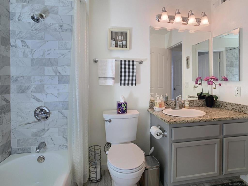 15024 Avenida Venusto - photo 18