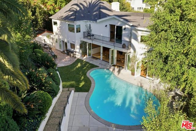 2003 El Cerrito Place, Los Angeles CA: https://media.crmls.org/mediaz/48a090d4-15bc-4cac-b525-cc792e52f174.jpg