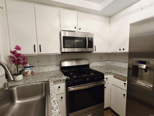 Detail Gallery Image 22 of 62 For 2135 E Valley Pkwy #7,  Escondido,  CA 92027 - 1 Beds | 1 Baths