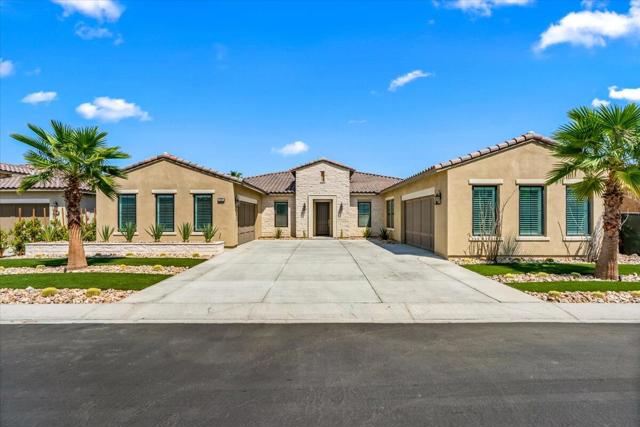 57870 Stone Creek W Trail, La Quinta CA: https://media.crmls.org/mediaz/48a235b8-3a79-428d-b087-a8e89e3aa88d.jpg