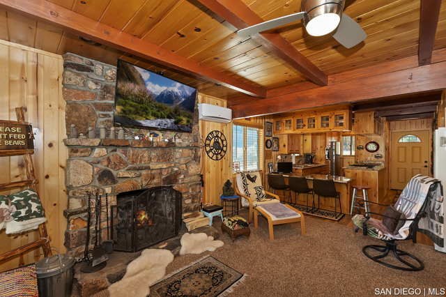 1477 Malabar WAY, Big Bear CA: https://media.crmls.org/mediaz/48a2e904-bdb0-408e-a923-2a8bd7f70fbb.jpg