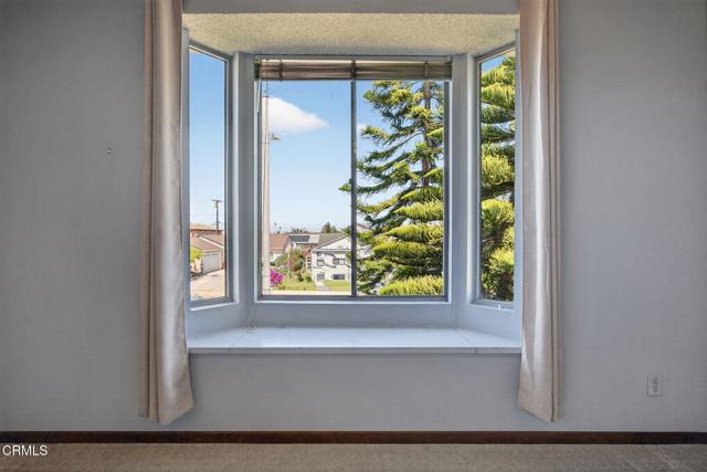 Detail Gallery Image 19 of 27 For 622 E Poplar St, Oxnard,  CA 93033 - 3 Beds | 3 Baths