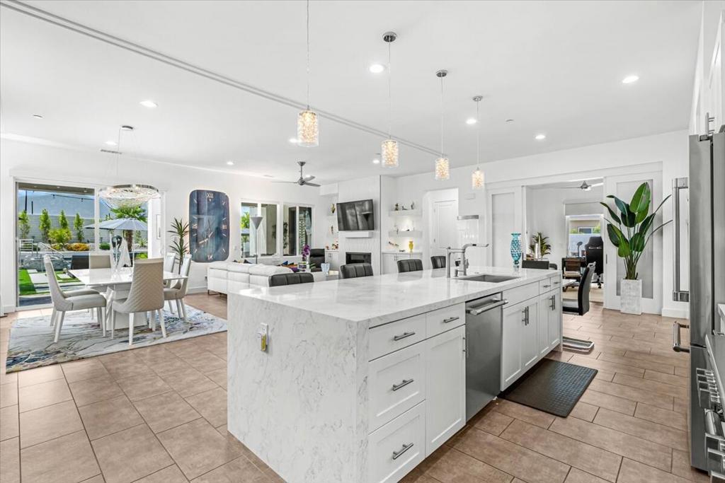 MLS #219149217DA image #14