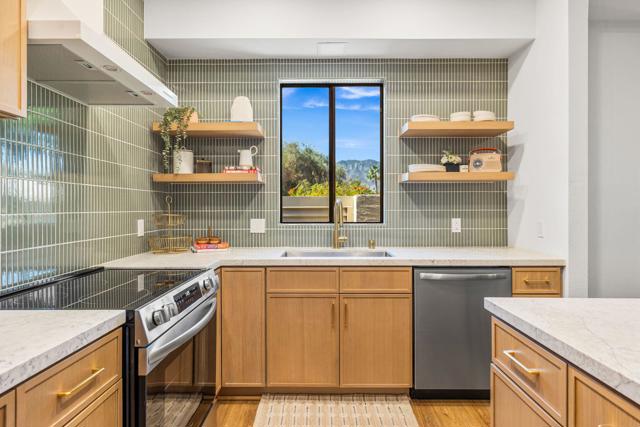 147 Desert West Drive, Rancho Mirage, CA 92270