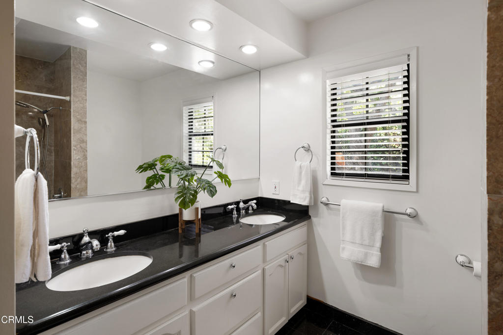 375 Berkshire Avenue La Canada Flintridge img 54