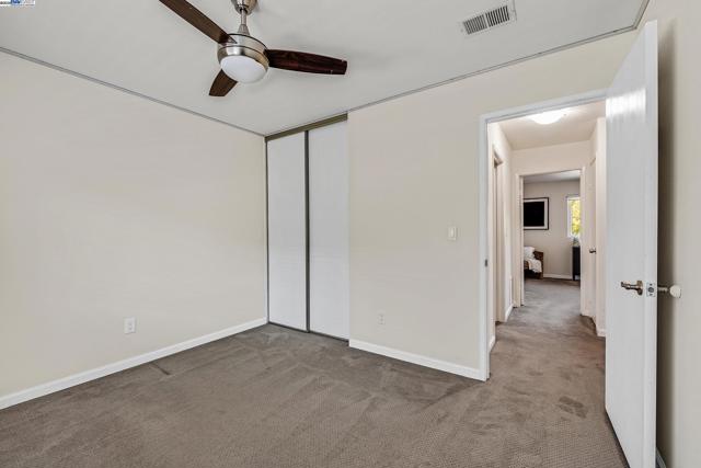 543 Tawny Dr, Pleasanton CA: https://media.crmls.org/mediaz/48a537b8-4161-4012-9810-da35232c009c.jpg