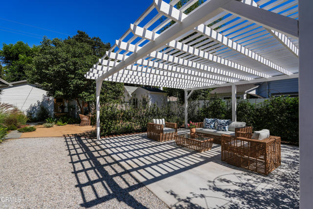 1100 Meridian Avenue, South Pasadena CA: https://media.crmls.org/mediaz/48a72f6b-a4c7-4af4-aa6a-23d71e267269.jpg