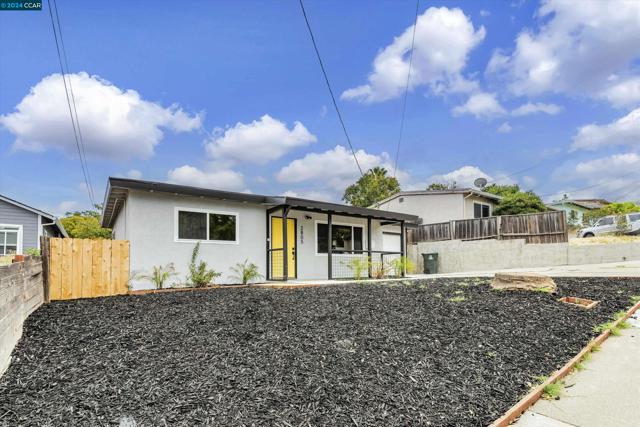 Image 3 of 36 For 2805 D Street
