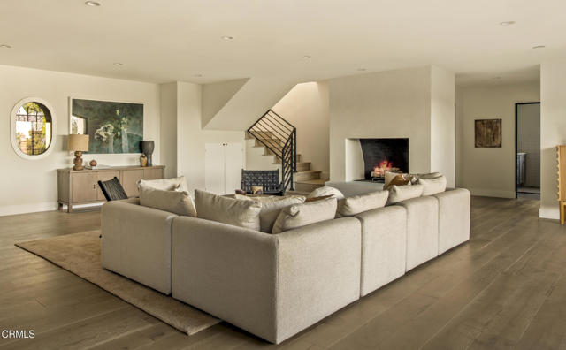 Detail Gallery Image 3 of 42 For 2994 Durand Dr, Los Angeles,  CA 90068 - 5 Beds | 3 Baths