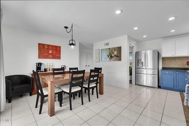 Detail Gallery Image 14 of 50 For 27800 Parkvale Dr, Santa Clarita,  CA 91350 - 4 Beds | 3 Baths