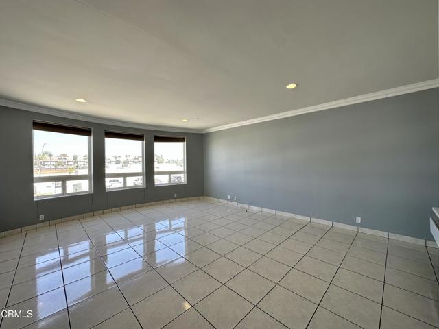 Detail Gallery Image 5 of 34 For 4053 Sunset Lane Ln, Oxnard,  CA 93035 - 3 Beds | 2/1 Baths